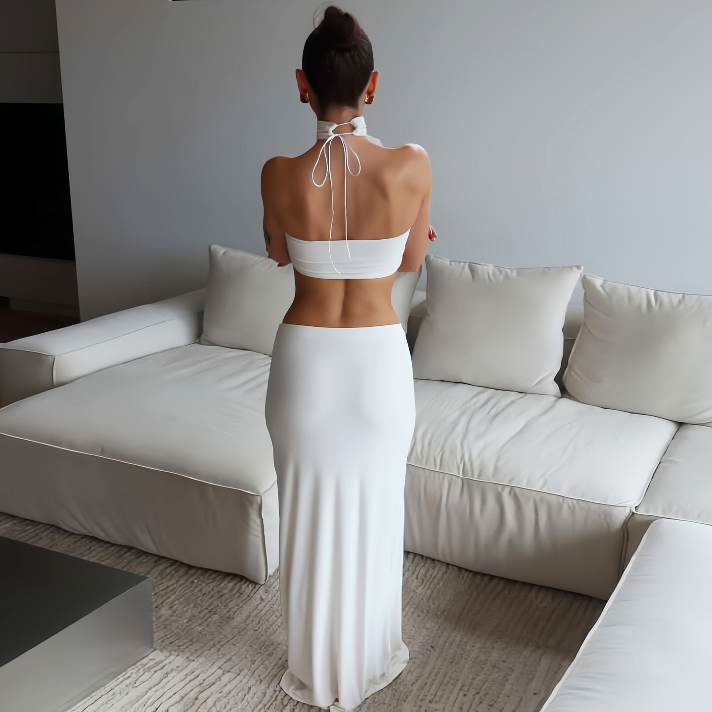ชุดเดรสยาวทรงเมอร์เมดสีขาวเซ็ก - Maxi Dress Halter บทวิจารณ์และราคา